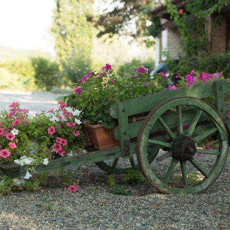 Villa Cascina Dani à Agliano Terme Extérieur photo