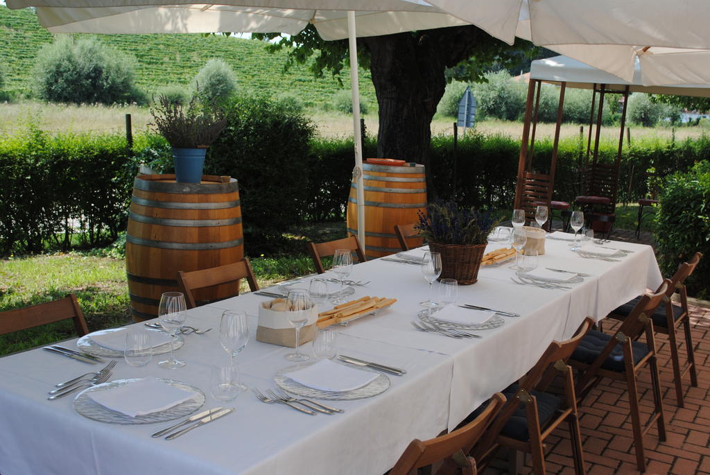 Villa Cascina Dani à Agliano Terme Extérieur photo