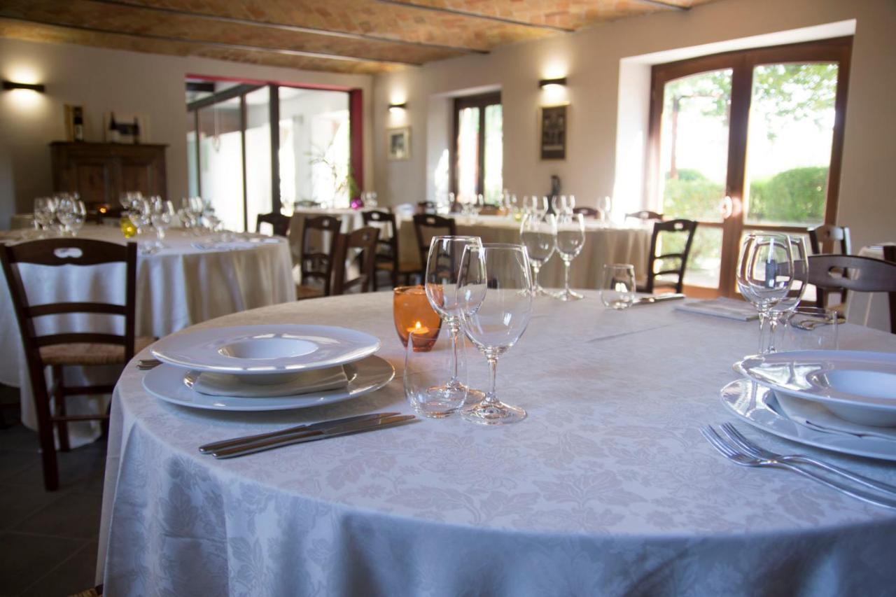 Villa Cascina Dani à Agliano Terme Extérieur photo